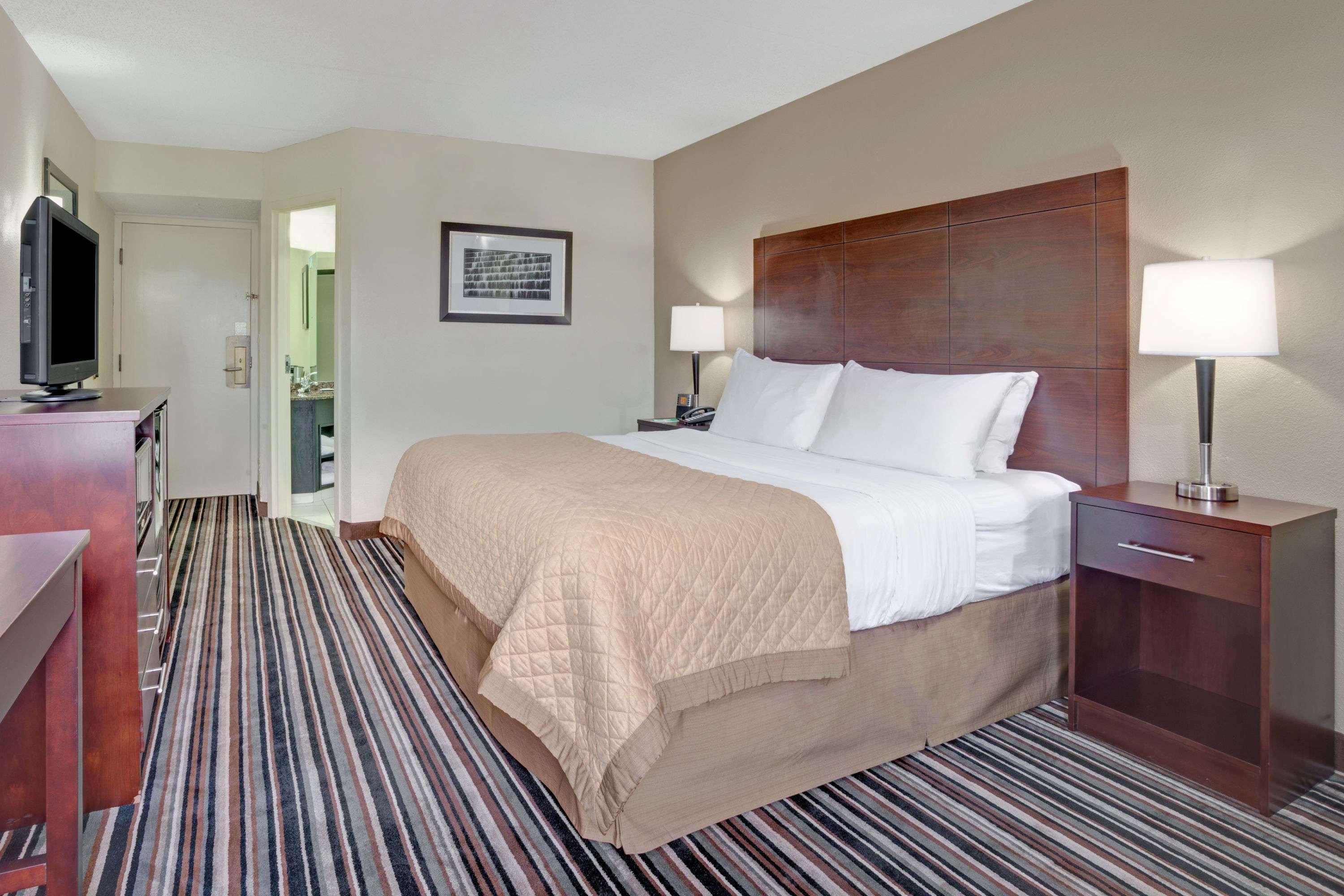 Hotel Wyndham Garden Charlotte Airport Southeast Exterior foto