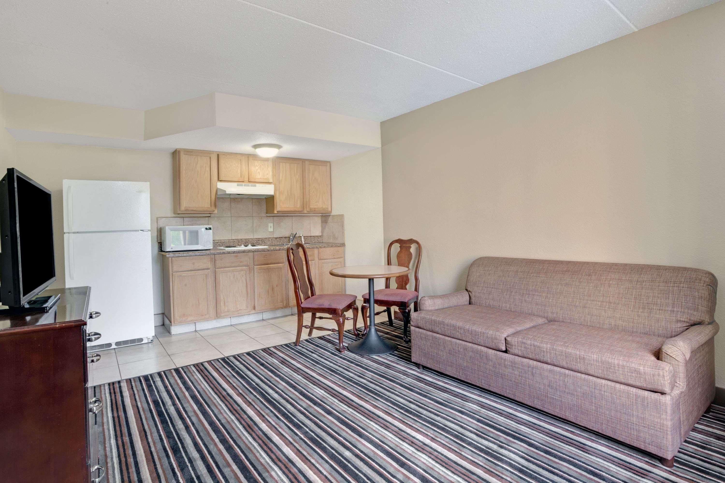 Hotel Wyndham Garden Charlotte Airport Southeast Exterior foto